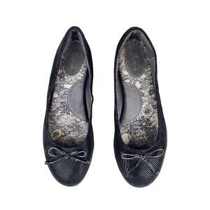Softwalk Women's Ballet Style Flats Snake-Like Embossed Upper Shoes Black Size 8